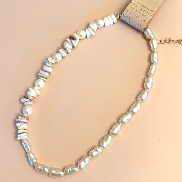 Anthropologie Pearl Shell Necklace. Brand new! - Picture 10 of 16